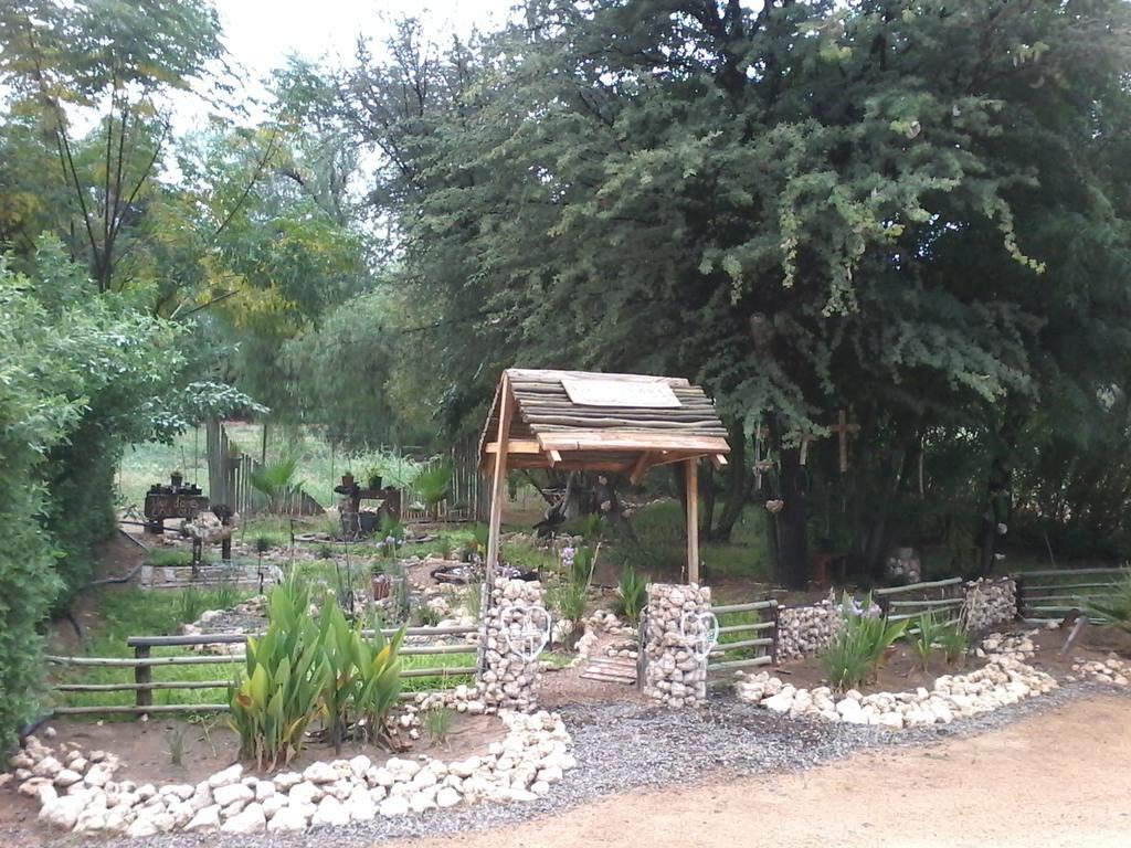 Askham Kalahari Camelthorn Guesthouse And Camping מראה חיצוני תמונה