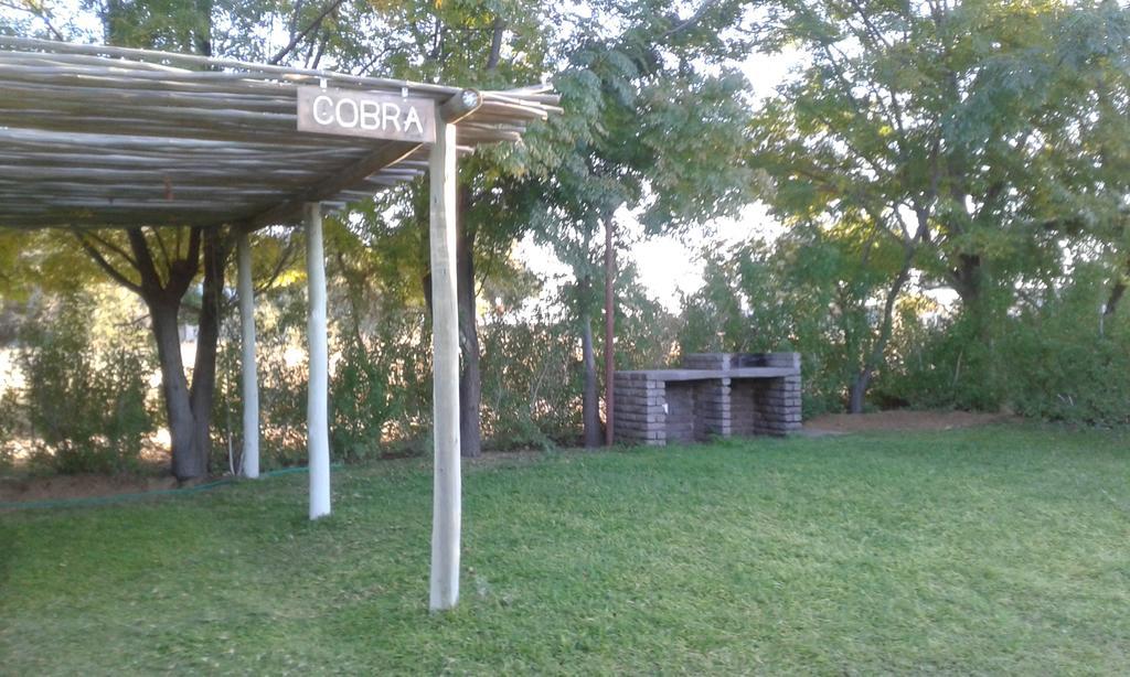 Askham Kalahari Camelthorn Guesthouse And Camping מראה חיצוני תמונה