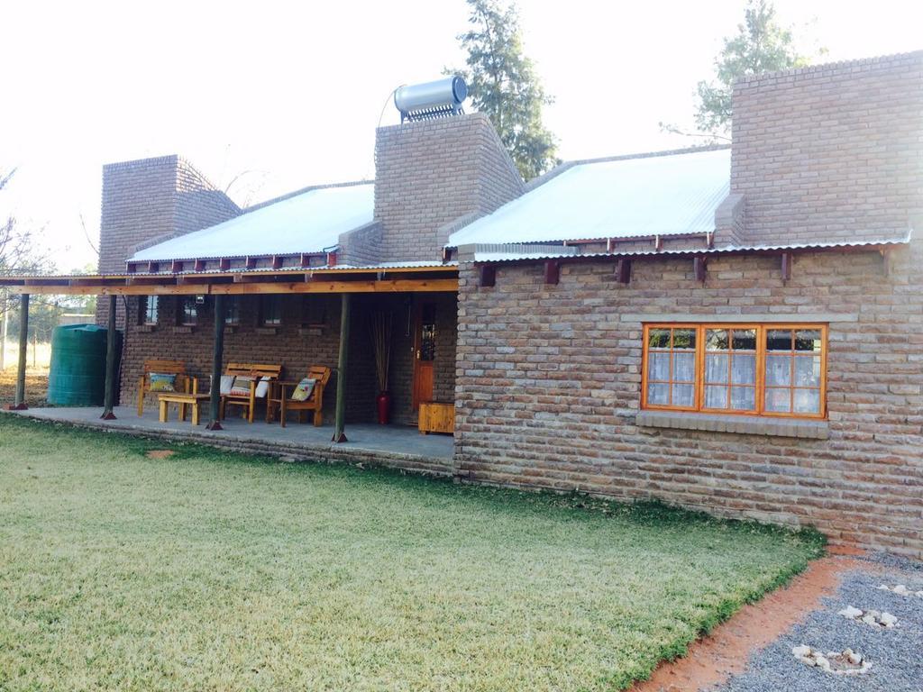 Askham Kalahari Camelthorn Guesthouse And Camping מראה חיצוני תמונה