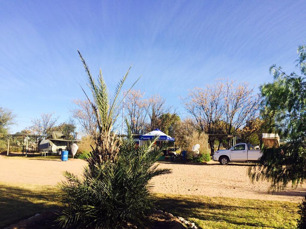 Askham Kalahari Camelthorn Guesthouse And Camping חדר תמונה