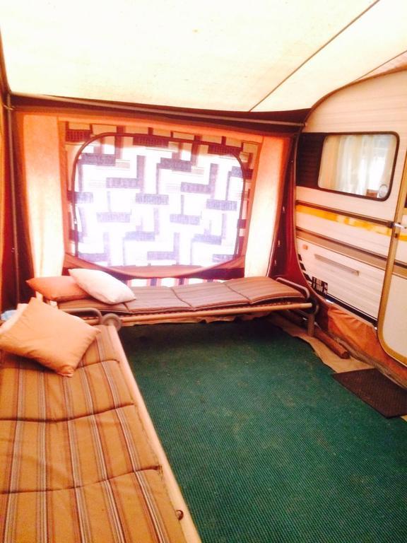 Askham Kalahari Camelthorn Guesthouse And Camping חדר תמונה