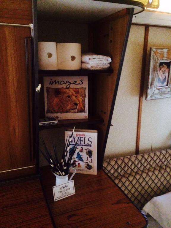 Askham Kalahari Camelthorn Guesthouse And Camping חדר תמונה