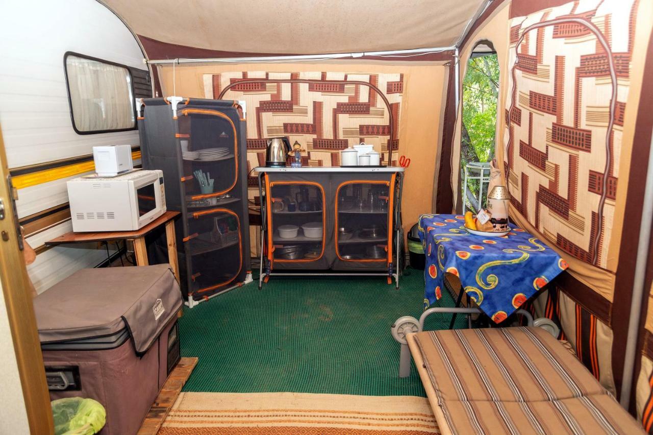 Askham Kalahari Camelthorn Guesthouse And Camping מראה חיצוני תמונה