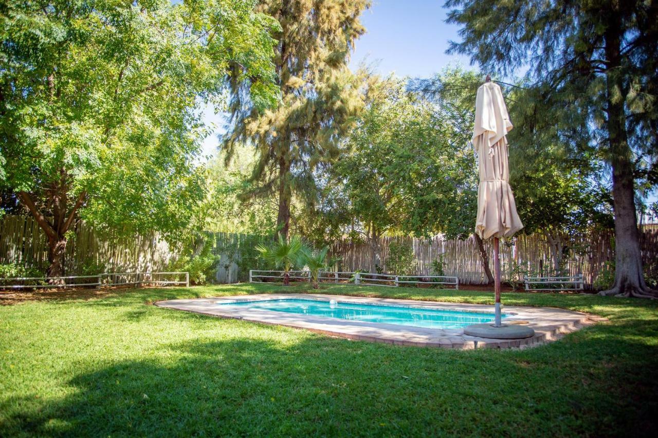 Askham Kalahari Camelthorn Guesthouse And Camping מראה חיצוני תמונה